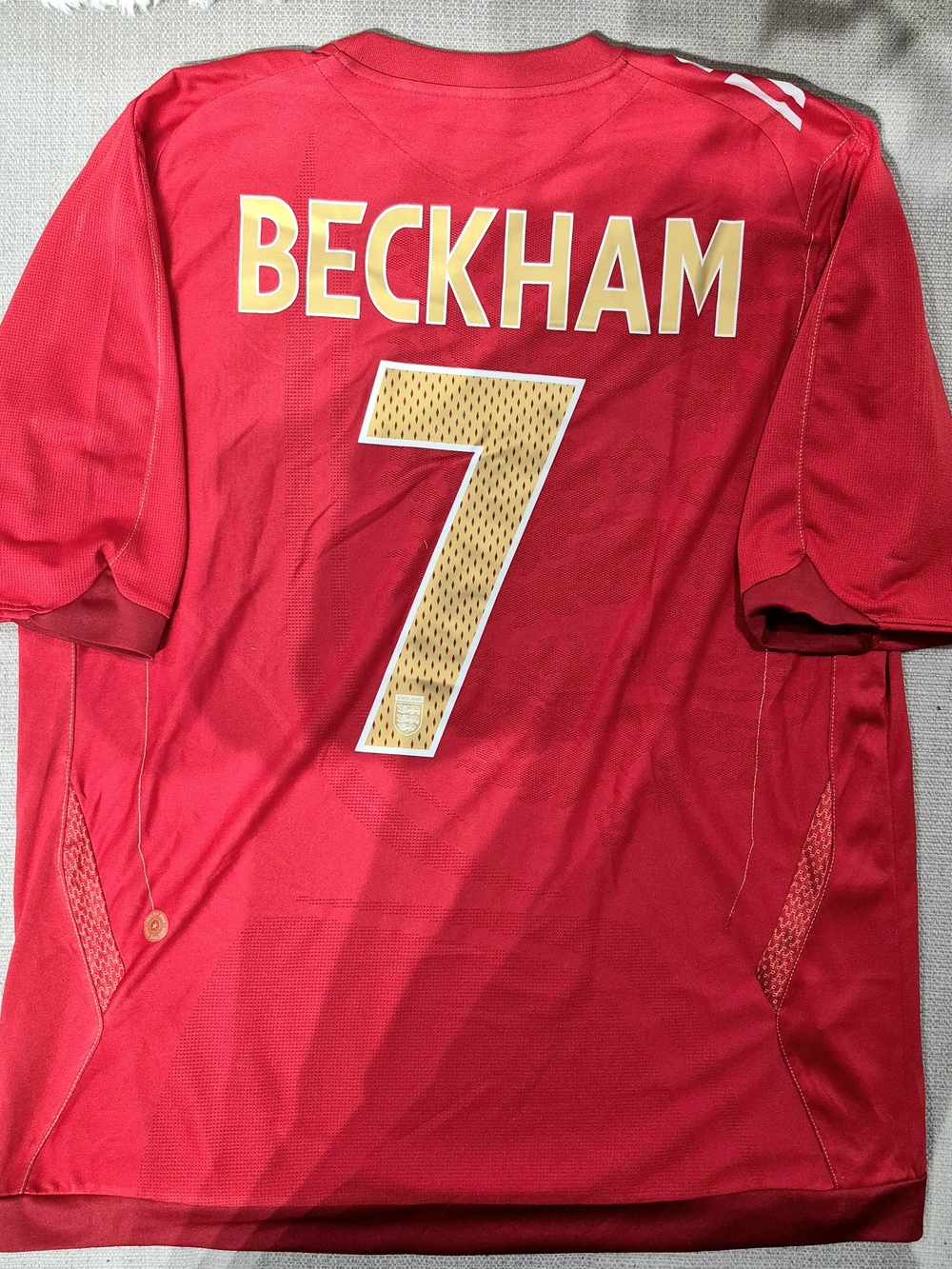 Vintage Umbro England 2004-06 Beckham #7 Away Jersey — XL